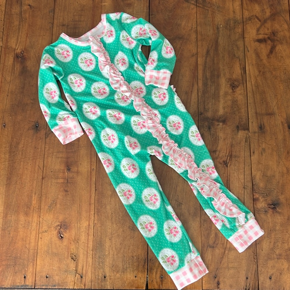Sweethoney layette pajamas 3T